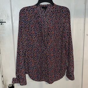 Cute ladies blouse from The Limited size medium